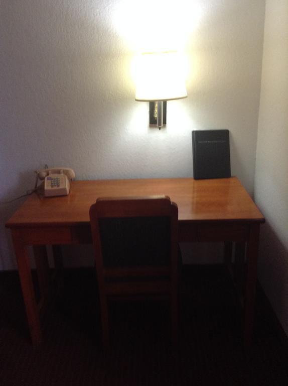 American Inn & Suites Boone Экстерьер фото
